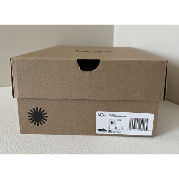 New UGG Women Classic Boom Slip-on Fashion Sneakers US Size 5 Grey - Picture 7 of 7